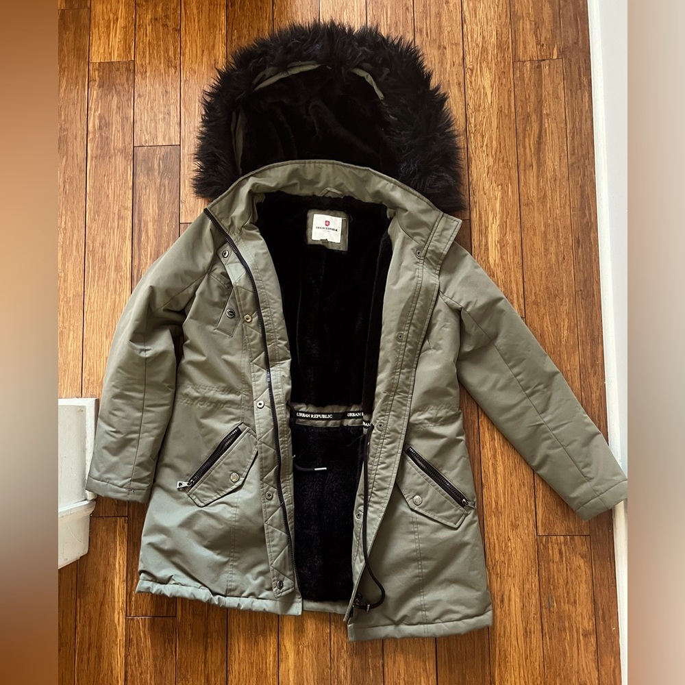 Olive Green Cold Fall/Light Winter Jacket